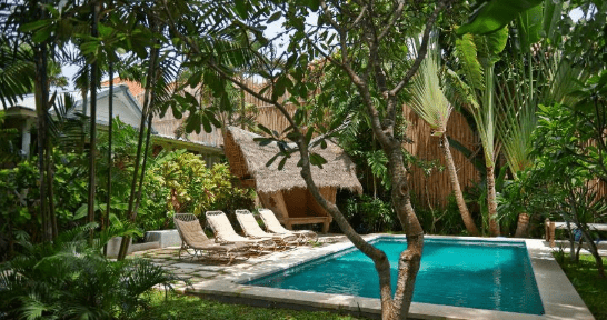 A Couple's Guide to Getting Around Seminyak and Bali 