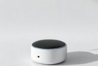 Desain konsep Zen Gadget AI yang sleek dan minimalis, menunjukkan fokus pada kemudahan penggunaan dan estetika.