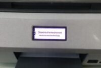 Ilustrasi printer Epson L6260 menampilkan pesan error