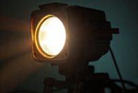Tampilan antarmuka Farlight 84 di PC dengan menu pengaturan grafis yang sedang disesuaikan.